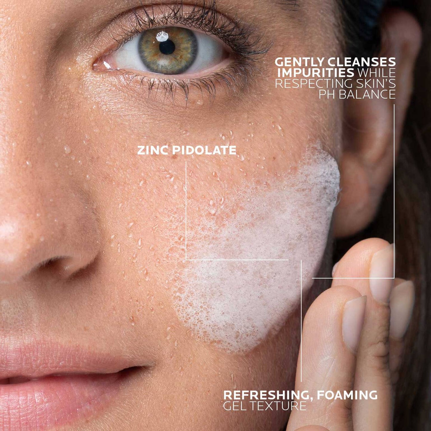 effaclar-gel-facial-wash-for-oily-skin-z5 LaRochePosay-Product-Effaclar-Effaclar-Foaming-Gel-400ml-3337872411991-texture-REV.jpg