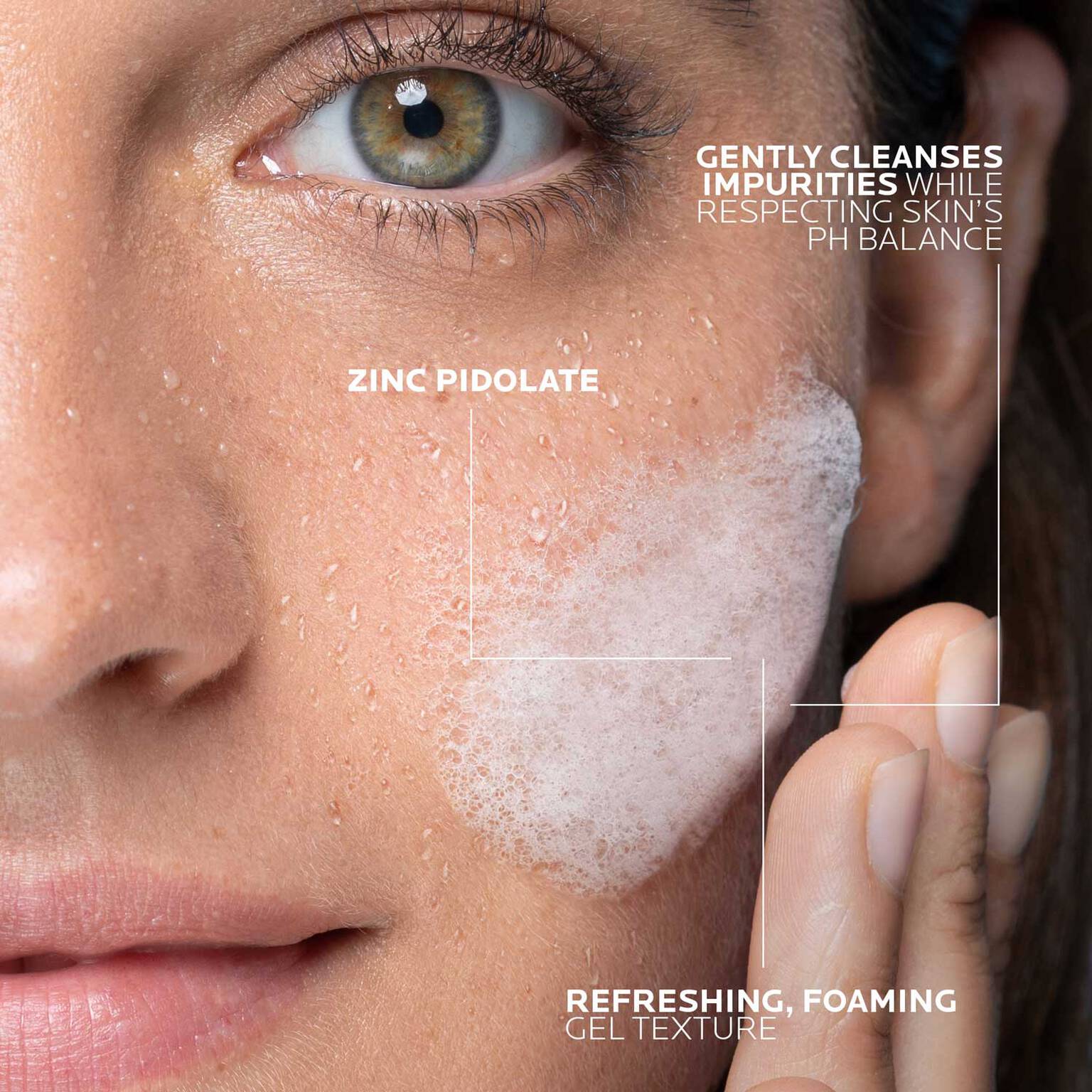 effaclar-gel-facial-wash-for-oily-skin-z5 LaRochePosay-Product-Effaclar-Effaclar-Foaming-Gel-400ml-3337872411991-texture-REV.jpg